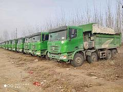 法规版二手联合LNG自卸车，5.6米大箱，前四后八