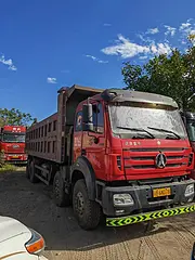 出售18年5月国五北奔重卡8.6米前四后八自卸车