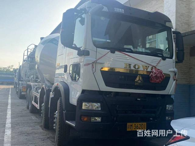 21年11月豪沃大12方搅拌车，手续齐全，价格便宜的图片