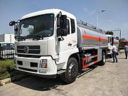 厂家直销东风天锦国五12吨至15吨油罐车