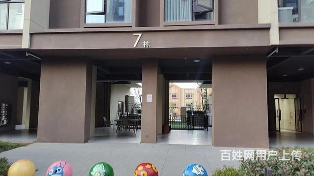 红星九颂时代城一期尚峰 普通住宅2厅 简单装修的图片