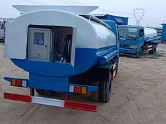 沧州5吨伪装加油车的价格，8吨加油车，全手续加油车