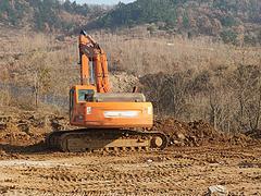 13年手续齐全斗山300-7挖掘机出售