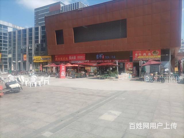 陆家美吉特沿街商铺，无费用，面积100平起，人流量大的图片