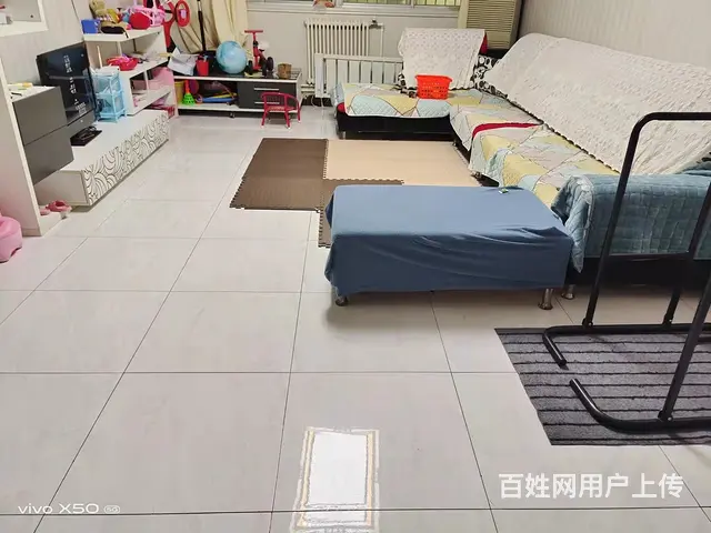 三中附近 低楼层 精装修 南北通透 证件齐全的图片