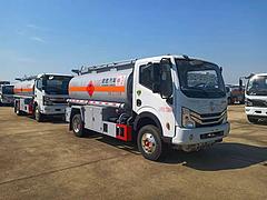 东风5吨加油车 玉柴动力 爆发力强 厂家包上户送车