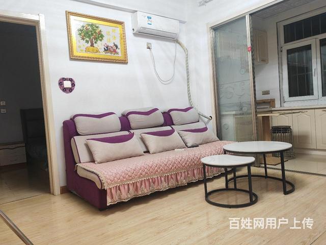 万商国际b区3楼两室月付1200包物业电梯网的图片