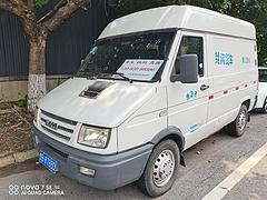 转让依维柯厢式货车 国4，2016年