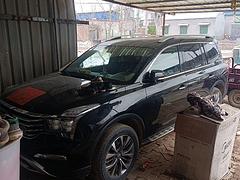 传祺GS8 2017款 2.0T 手自一体 320T 两驱豪