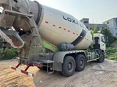18年大14方欧曼搅拌车