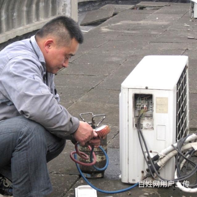 黄陂区前川附近专业空调维修,空调加氟,空调拆装