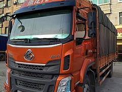 乘龙H5单桥6.8米苍栏载货车 220马力 国五