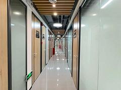 华强北地铁口精装写字间,带电脑即可办公 可放货可注册亚马逊