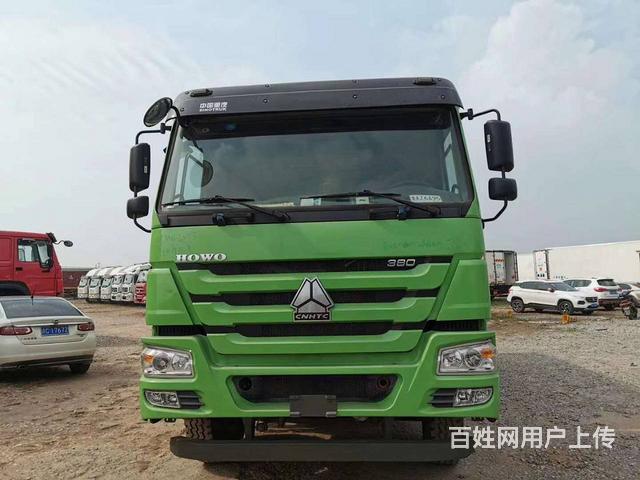 库存车 重汽豪沃 后八轮自卸车 380马力 国5