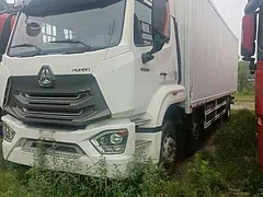 个人厢式货车 车况很好  价格优惠 可分期急急急