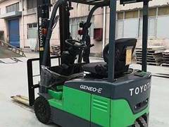 日本原装进口电瓶叉车，二手丰田2吨电动叉车转让
