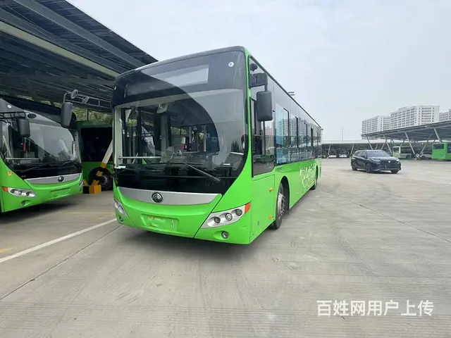 2020年12月十米长37/76座宁德时代宇通公交的图片