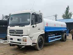 二手无手续洒水车3至15吨适合工地厂区用