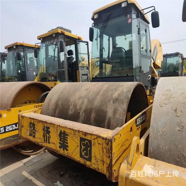九江徐工20吨二手压路机 二手震动22吨压路机的图片