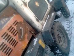 福田雷沃小铲车，铁价出售