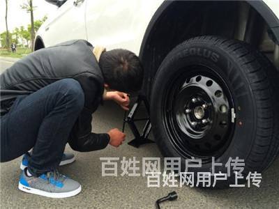 ❄❄西工区☀☀汽车救援拖车多少钱一次的图片