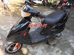 实体店出售各种代步二手摩托车、男装车、跑车、踏板车