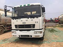 低价处理14年二手华凌散装水泥罐车，
