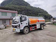 国六东风福瑞卡八吨油罐车 低价出售 车况好