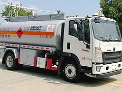 重汽豪沃10.38方油罐车 可分期 包上户 包送到