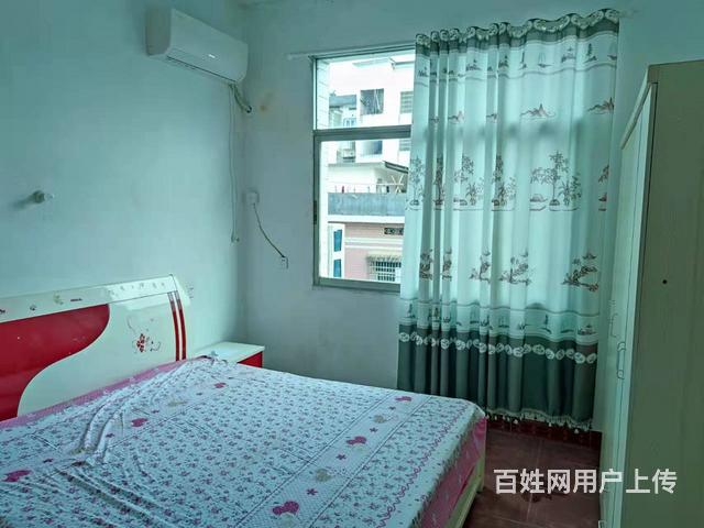 上高商城南路两房朝南家具家电除电视外全配5千近银海生活便利急的图片