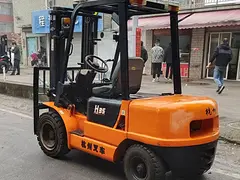 二手叉车市场低价转让个人一手品牌叉车