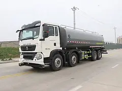 航空母舰来袭,重汽豪沃TX28方多功能抑尘车