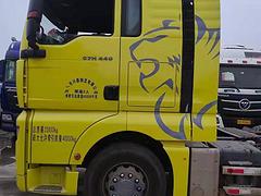 二手汕德卡牵引车  440马力 双驱 国五 带液缓