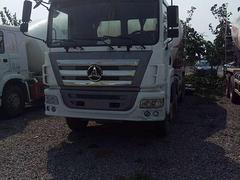 常年收售各种半挂牵引车头，搅拌车，各种挂车