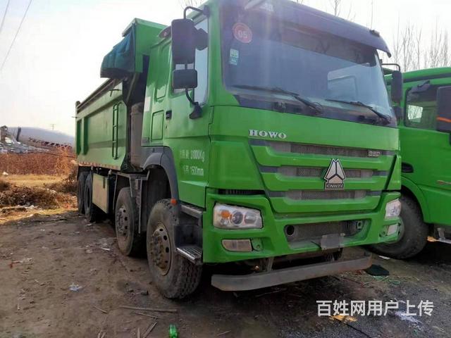 临沂二手豪沃自卸车 5.8米大箱 国五 前四后八