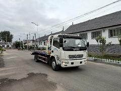 多辆二手清障车