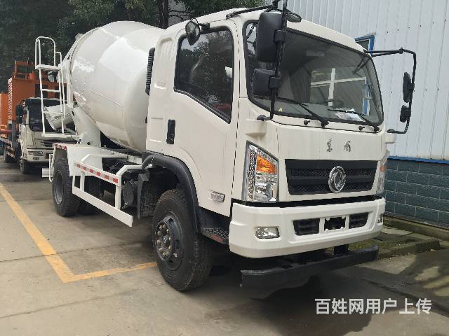大量出售3-7方二手搅拌车，罐体新的有三包的图片