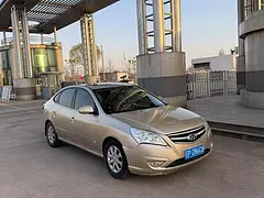 现代 伊兰特 2010款 伊兰特 悦动 1.6 自动 豪华型