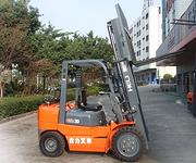 工厂半价急卖闲置全新合力叉车2台三吨四吨3万