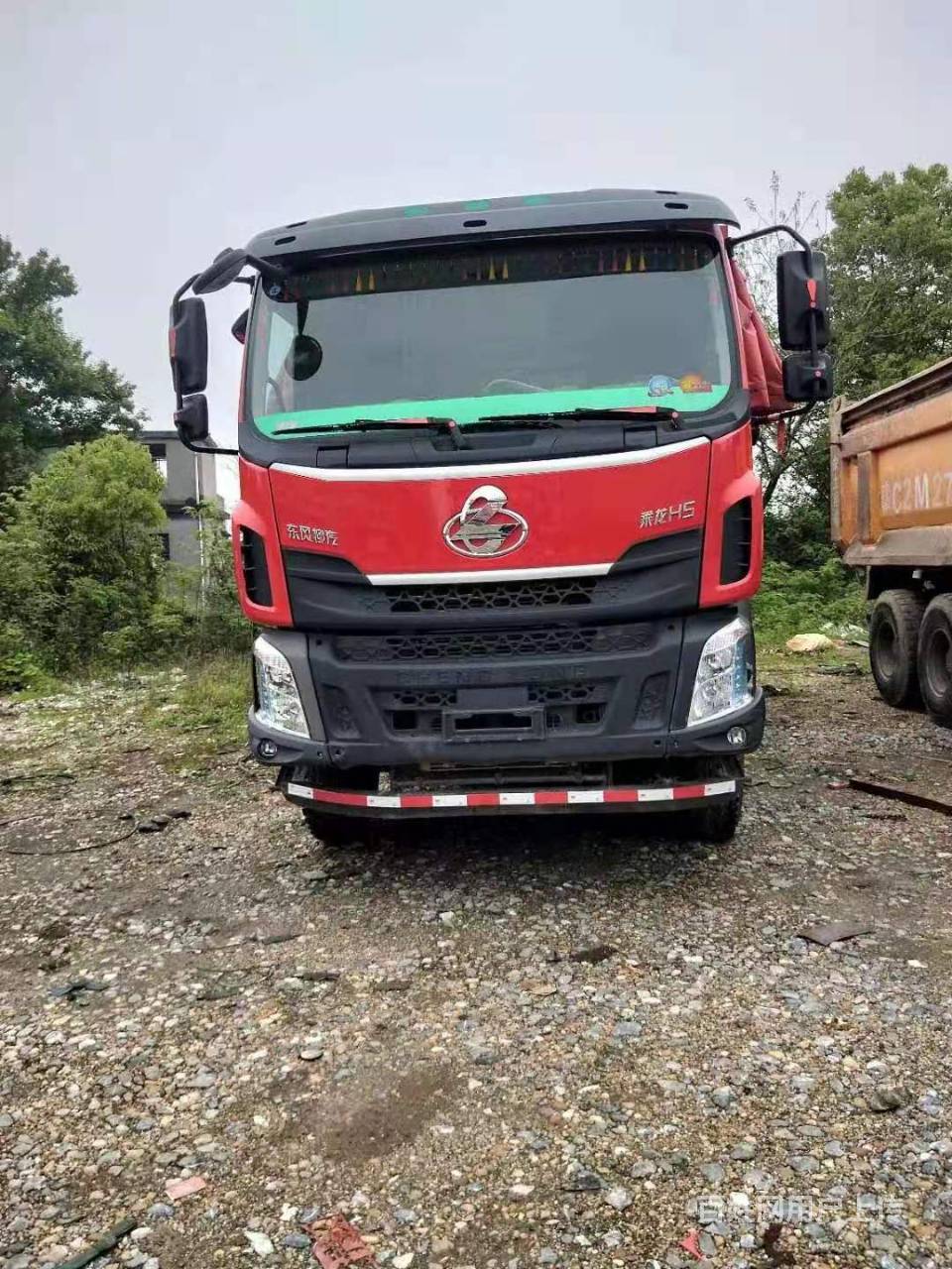东风柳汽 乘龙h5前四后八 自卸车 330马力国5