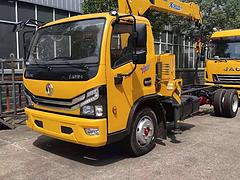 东风多利卡带吊一拖二清障车 国六排放厂家优惠促销