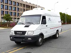依维柯5吨面包式冷藏车保鲜冷冻 厂家直销支持分期