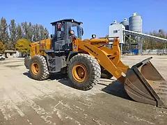 准新车!半价出售龙工临工装载机50铲车长臂电喷先导