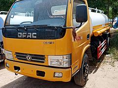 定做全新国五洒水车，东风专低12方洒水车