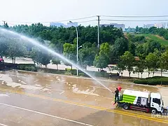 朝阳厂家5吨蓝牌洒水车 二手蓝牌抑尘车C证可开的洒水车