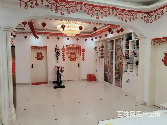 滨海经济区临淮街小学东大门一百米电联的图片