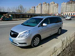 别克GL8 2018款 GL8 商旅车 2.0T 手自一体