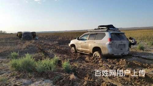 六合区24小时汽车救援●六合区道路拖车救援、汽车搭电的图片