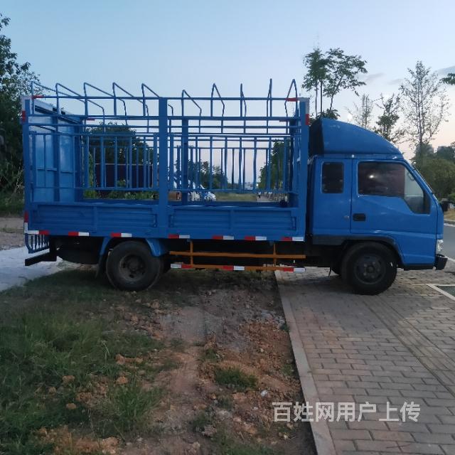 江铃顺达仓栏式精品货车