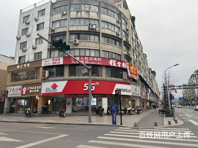 房东直租！永康巴黎商街大型店铺出租！无行业限制！餐饮也可做！的图片